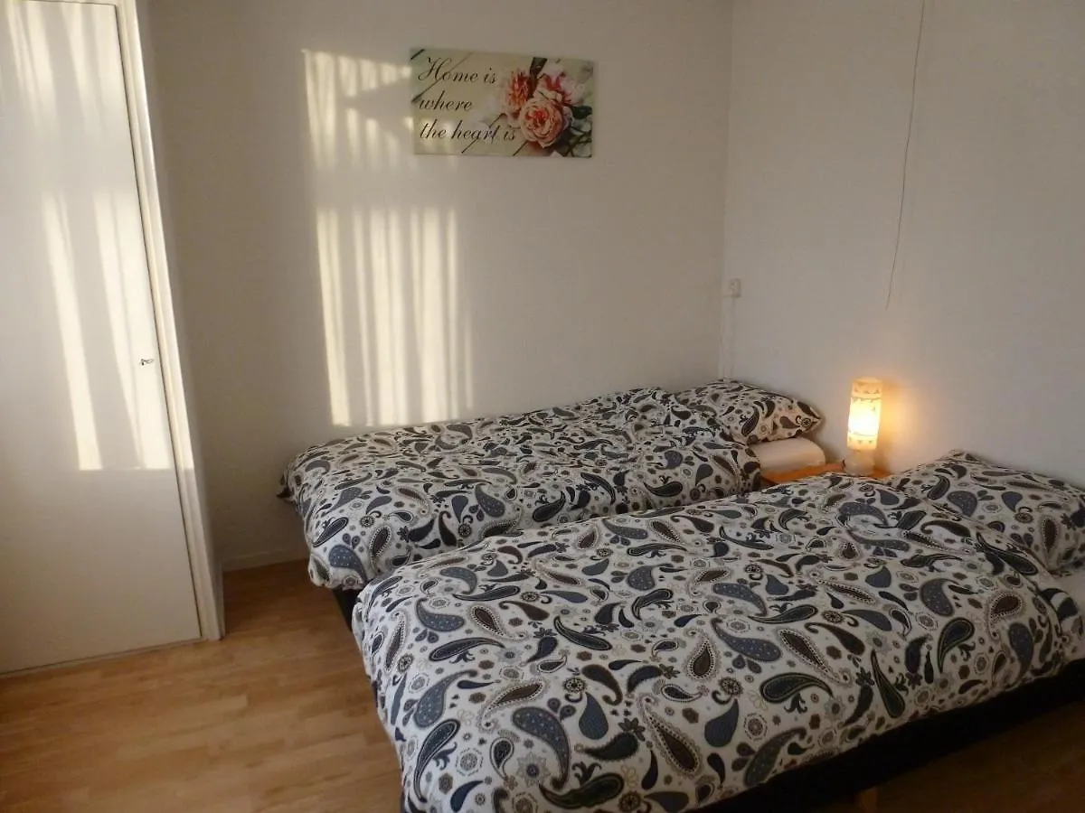 بيت للعطل Huis De Roos De Kwakel هولندا